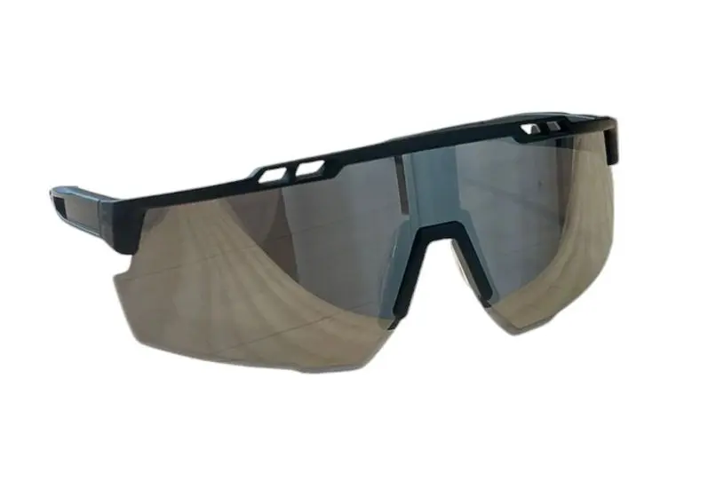 WhatsApp Image 2024-11-11 at 16.59.11 (1)-Photoroom.webp