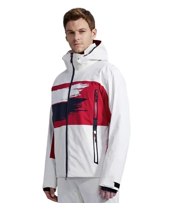 Titallon chaqueta roja perfil 1-Photoroom.webp