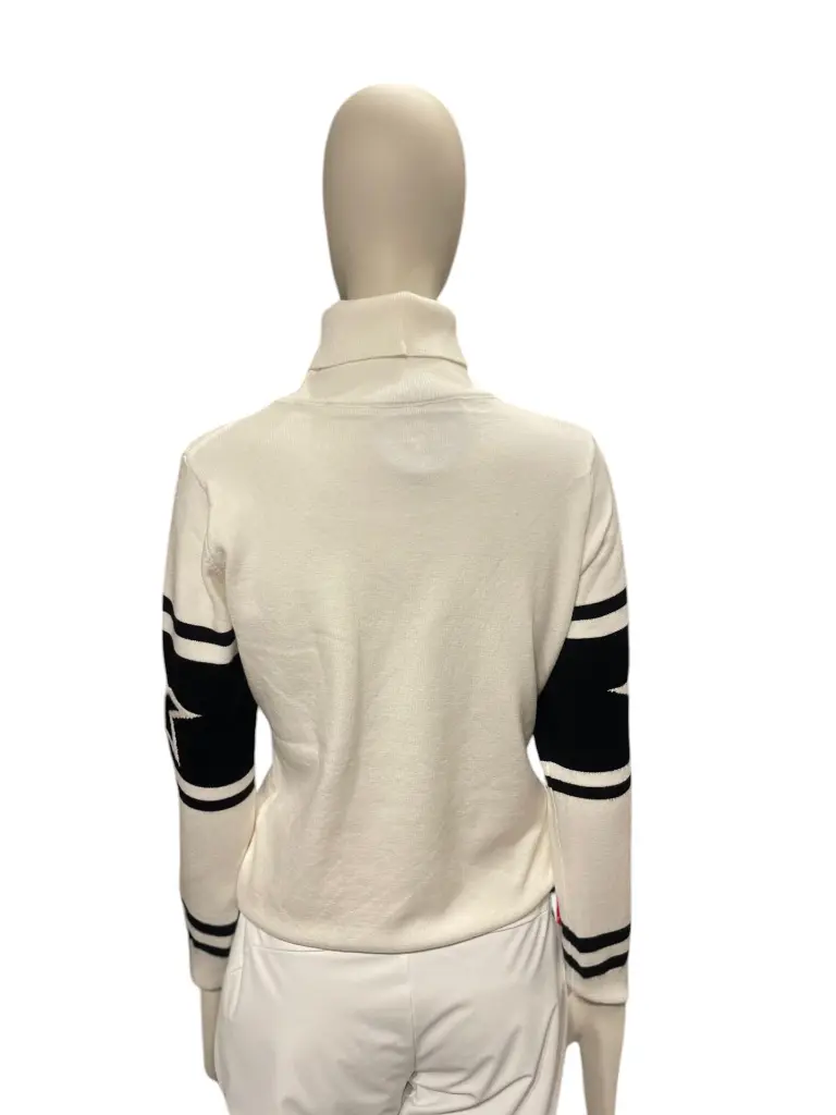 WhatsApp Image 2025-02-09 at 16.25.16 (1)-Photoroom.webp