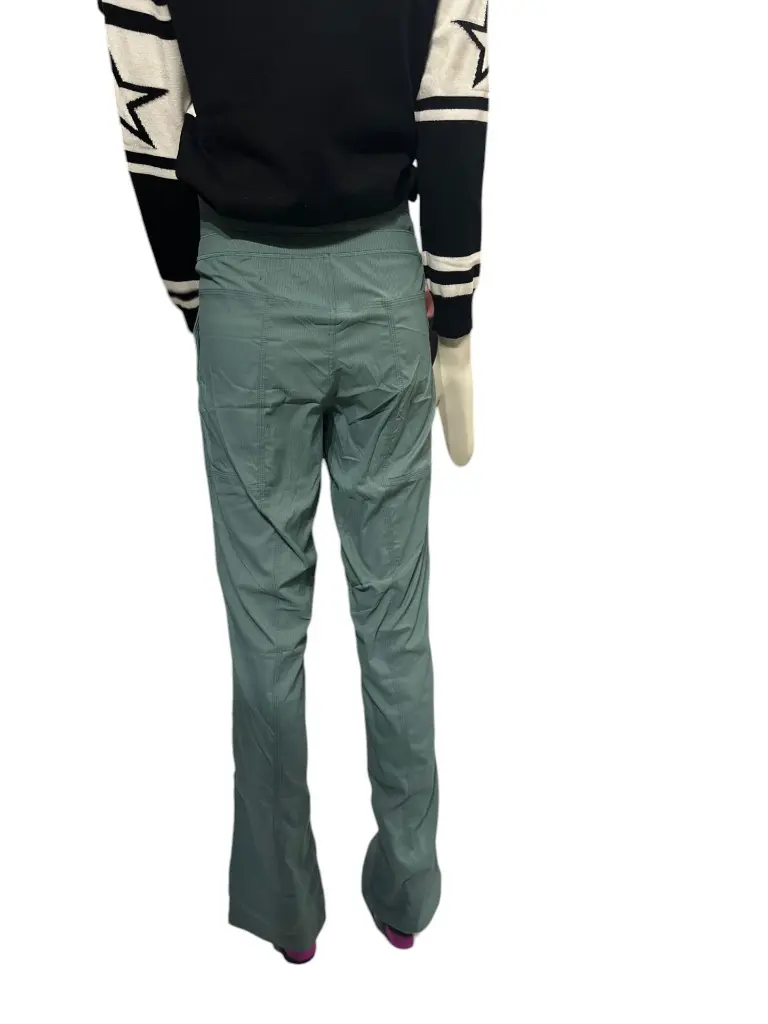 WhatsApp Image 2025-02-09 at 17.06.48 (1)-Photoroom.webp